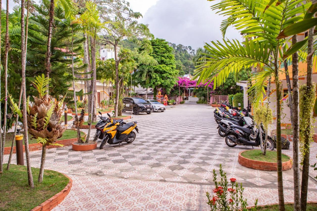 Patong Coconut Resort Hotel מראה חיצוני תמונה