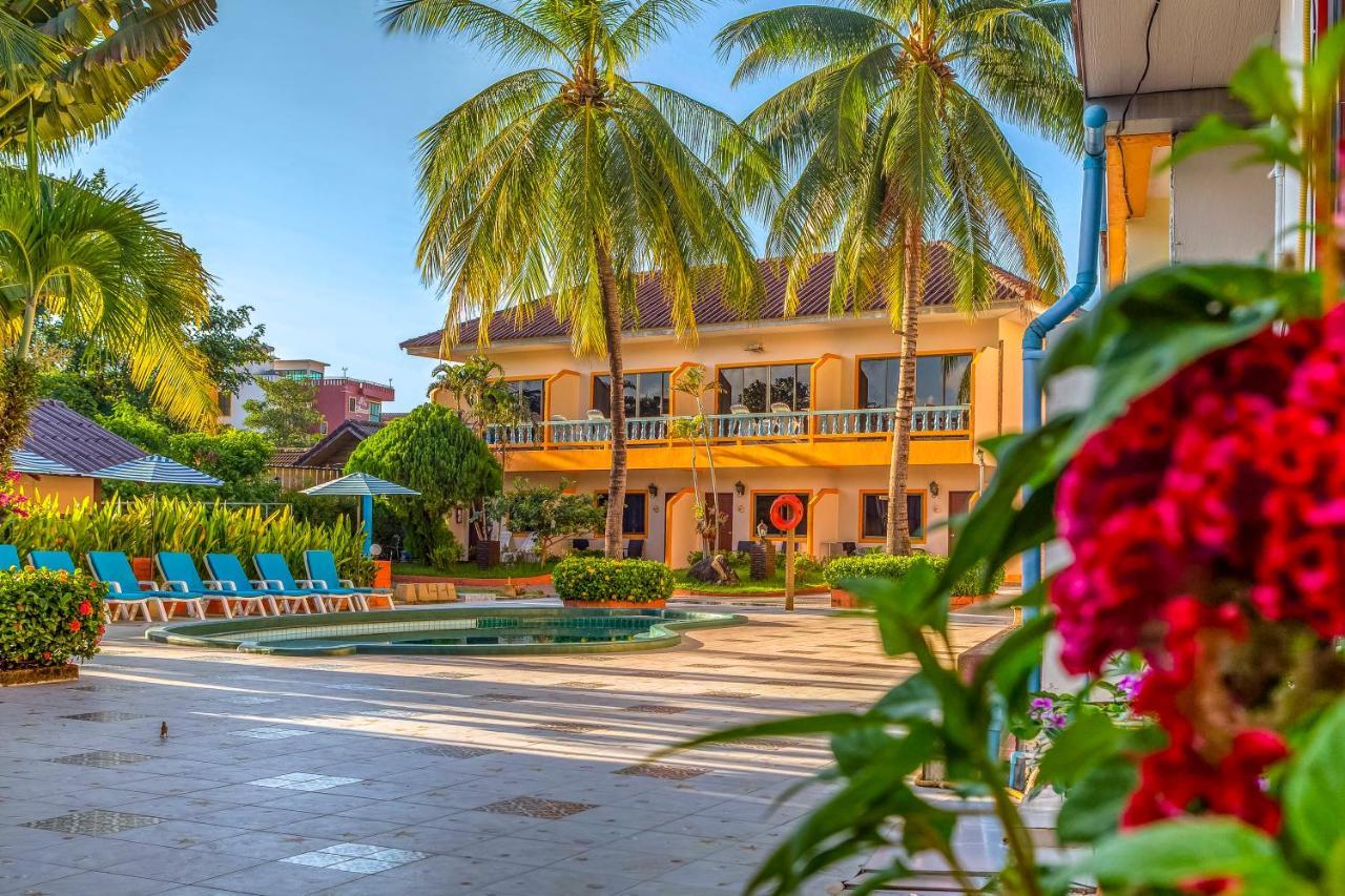 Patong Coconut Resort Hotel מראה חיצוני תמונה